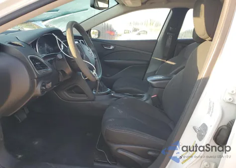 2014 Dodge Dart Sxt z USA, uszkodzony, nr VIN 1C3CDFBB8ED673402